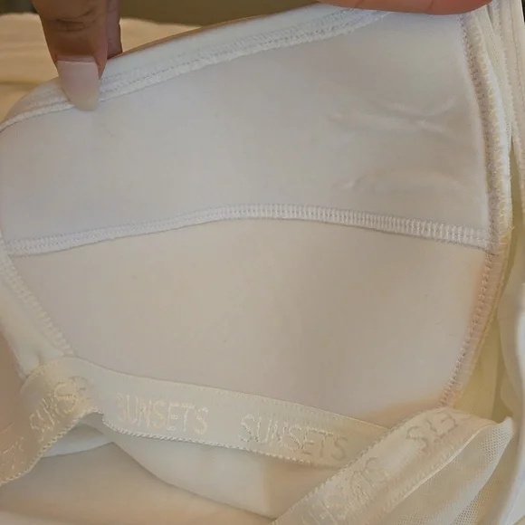 Soft Surroundings Sunsets Cream Ruched Swim Top Built-In Bra Adjustable Straps - Picture 7 of 7